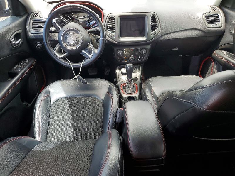 Photo 8 from auction – 2018 JEEP COMPASS with VIN 3C4NJDDB0JT168649