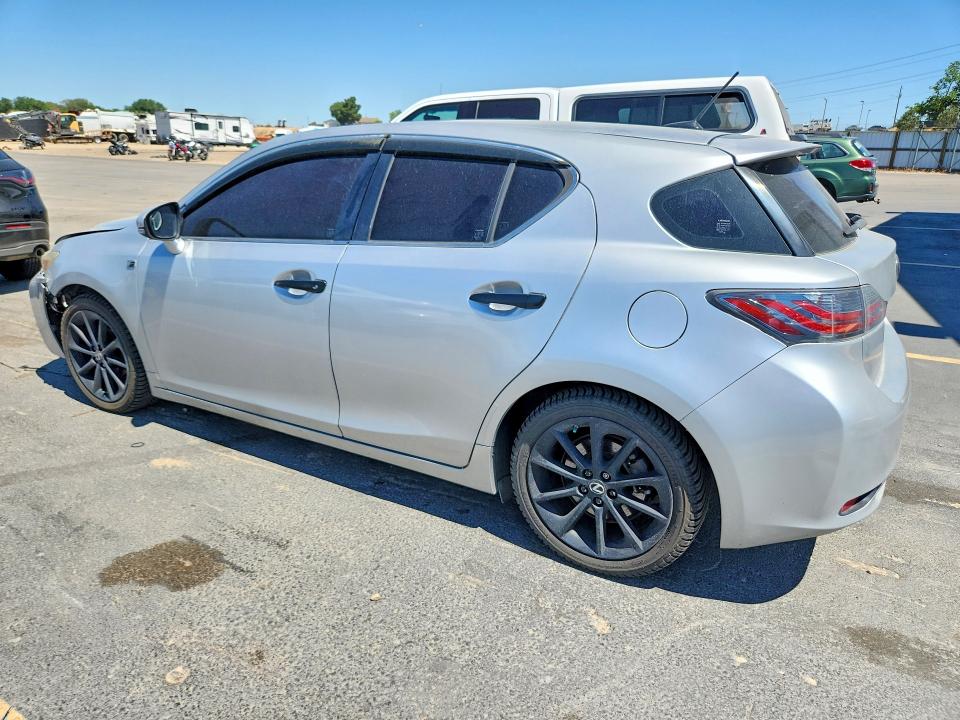 Photo 2 from auction – 2013 LEXUS CT with VIN JTHKD5BH1D2129029