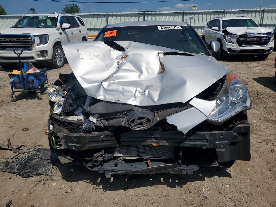 Photo 5 from auction – 2012 HYUNDAI VELOSTER with VIN KMHTC6AD4CU051471