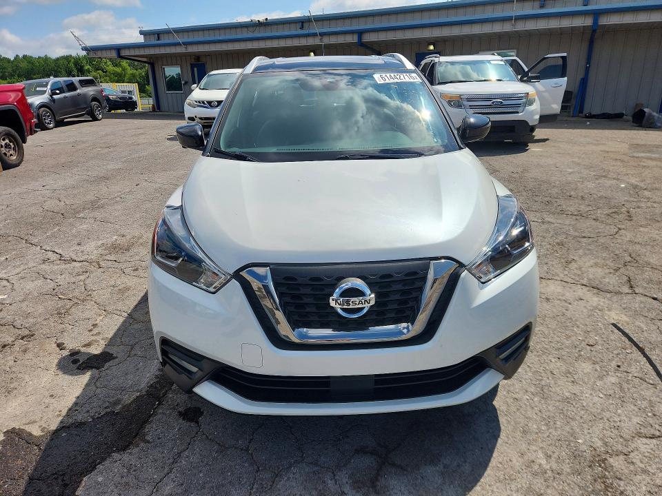 Photo 5 from auction – 2020 NISSAN KICKS with VIN 3N1CP5DV2LL531674