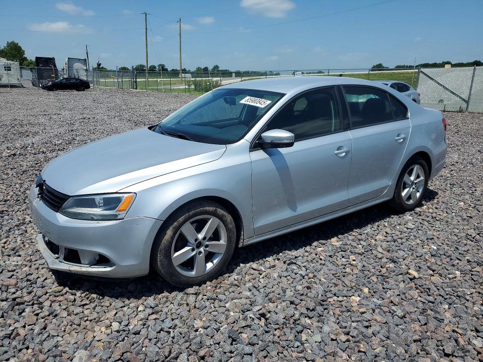 2012 VOLKSWAGEN JETTA