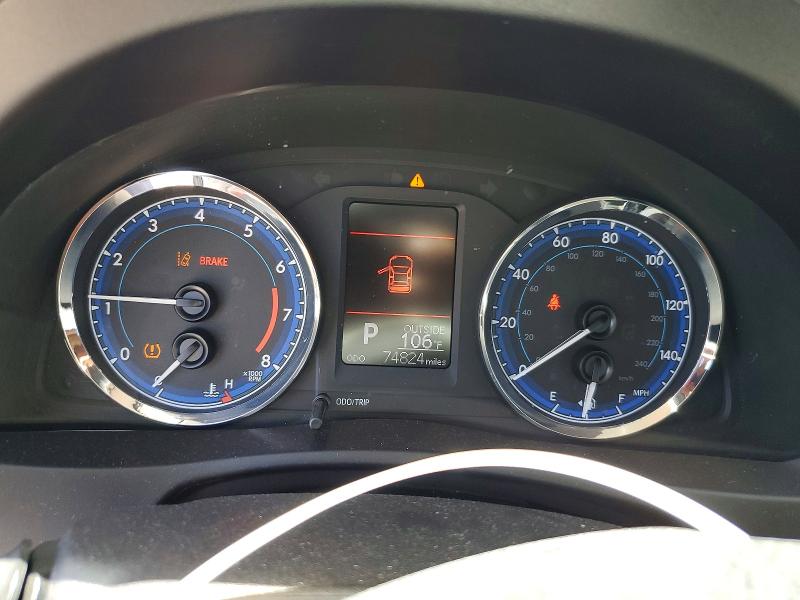 Photo 9 from auction – 2017 TOYOTA COROLLA with VIN 5YFBURHE8HP636152