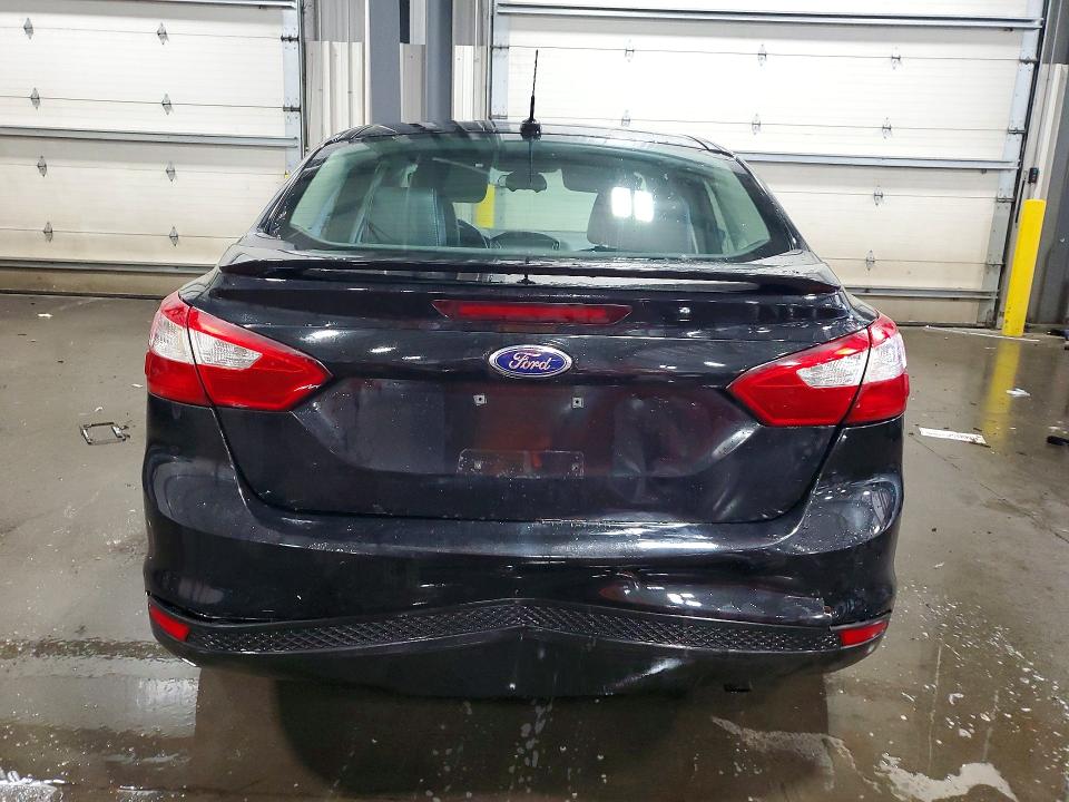 Photo 6 from auction – 2014 FORD FOCUS with VIN 1FADP3F20EL129455