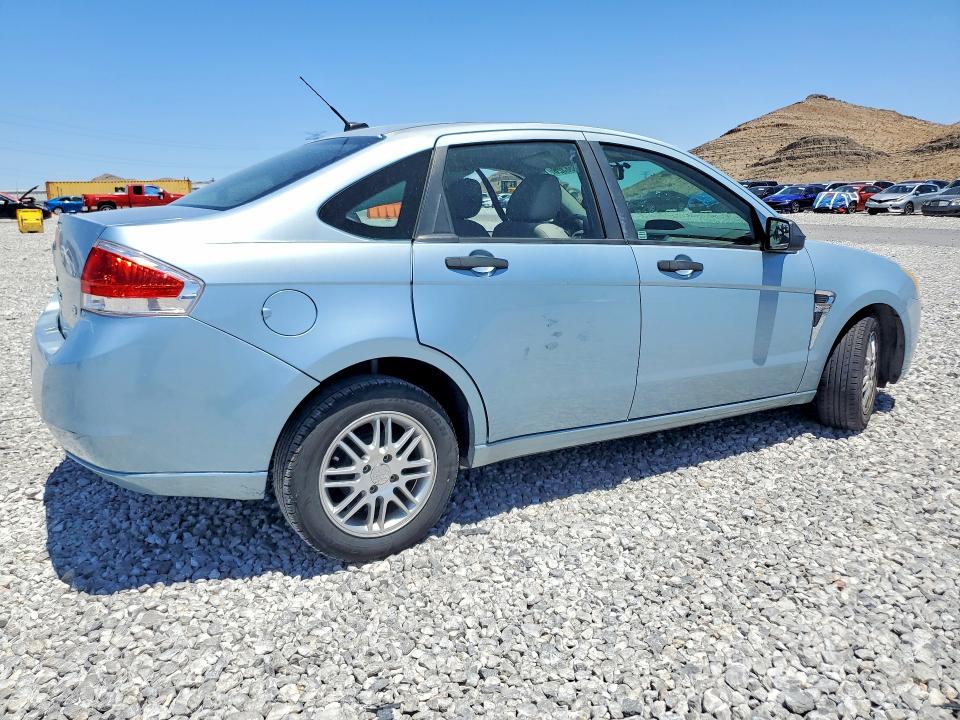 Photo 3 from auction – 2008 FORD FOCUS with VIN 1FAHP35N28W256529