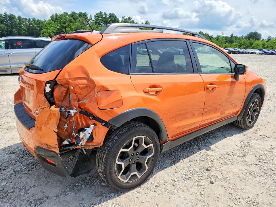 Photo 3 from auction – 2015 SUBARU XV CROSSTREK with VIN JF2GPAPC6F8258423