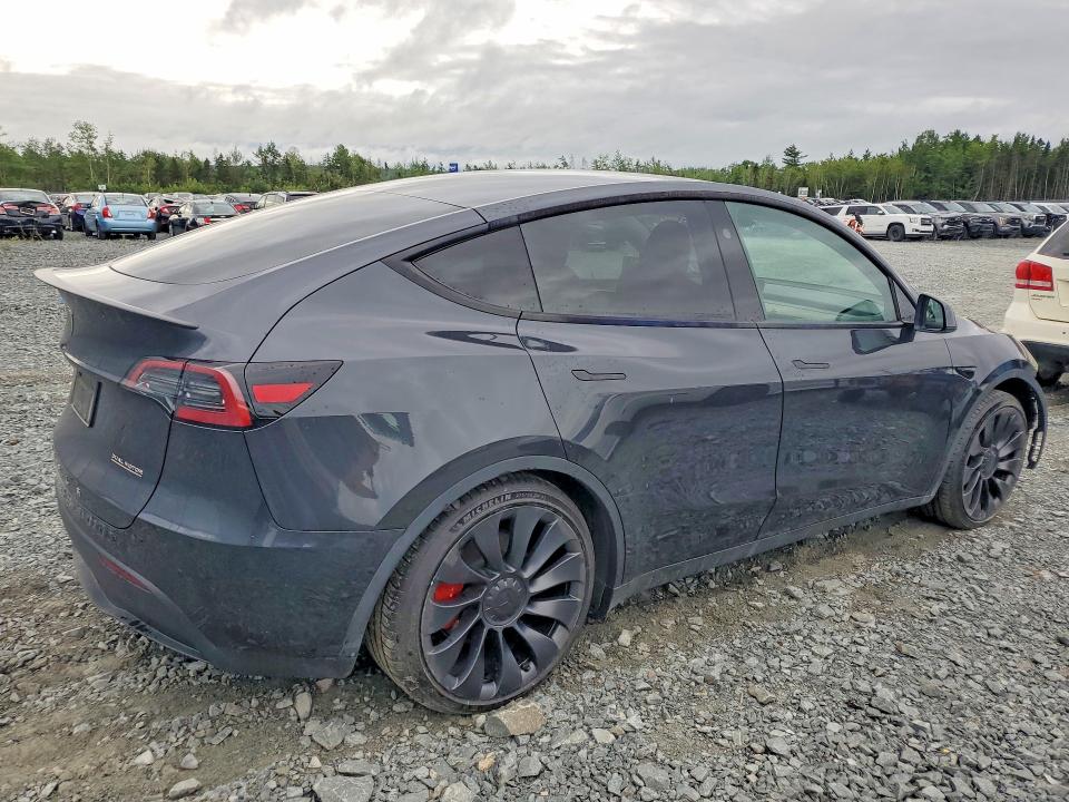 Photo 3 from auction – 2024 TESLA MODEL Y with VIN 7SAYGDEF7RF183725