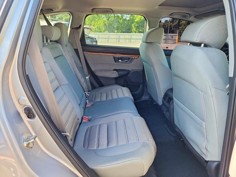 Photo 11 from auction – 2018 HONDA CR-V with VIN 7FARW2H5XJE012231