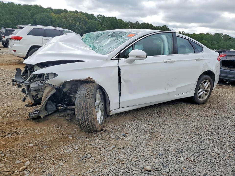 Foto 1 de la subasta – 2015 FORD FUSION con VIN 1FA6P0HD9F5117316