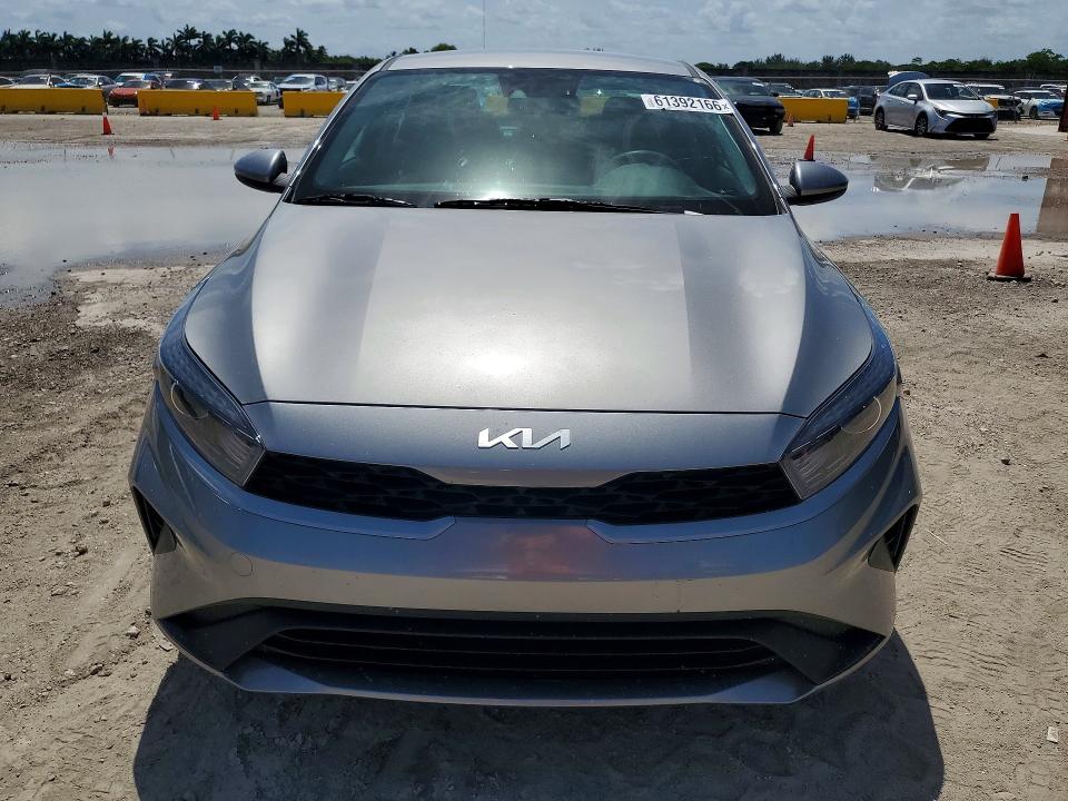 Photo 5 from auction – 2023 KIA FORTE with VIN 3KPF24AD4PE616072