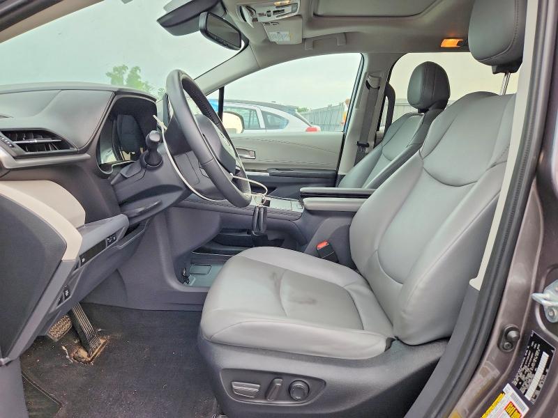 Photo 7 from auction – 2022 TOYOTA SIENNA with VIN 5TDYSKFC5NS072858
