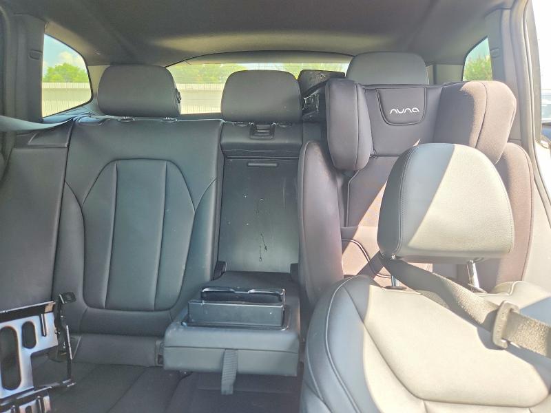 Photo 10 from auction – 2020 BMW X3 with VIN 5UXTY3C08L9B55304