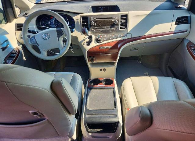 Photo 8 from auction – 2013 TOYOTA SIENNA with VIN 5TDYK3DC0DS382438
