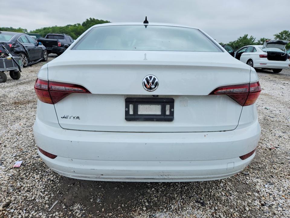 Photo 6 from auction – 2019 VOLKSWAGEN JETTA with VIN 3VWE57BU6KM018449