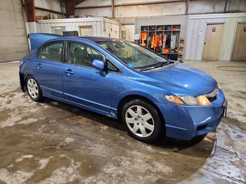 Photo 4 from auction – 2010 HONDA CIVIC with VIN 2HGFA1F51AH305750