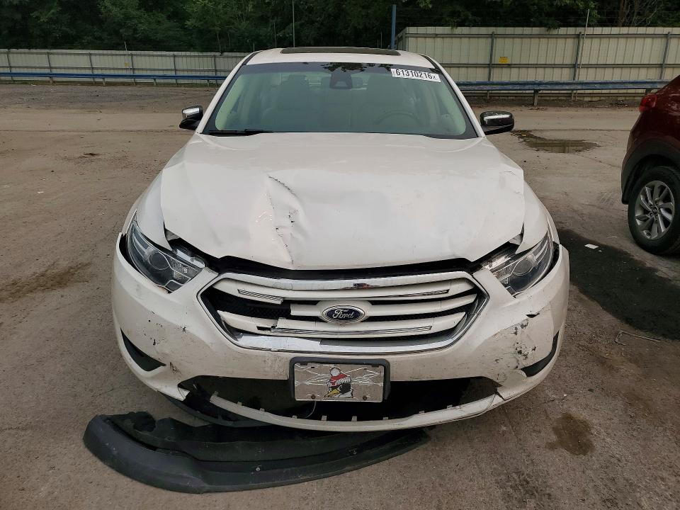 Photo 5 from auction – 2015 FORD TAURUS with VIN 1FAHP2F84FG174568