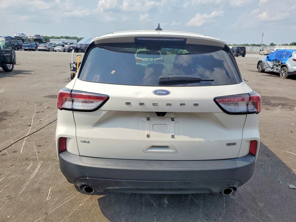 Photo 6 from auction – 2021 FORD ESCAPE with VIN 1FMCU0BZ5MUA94478