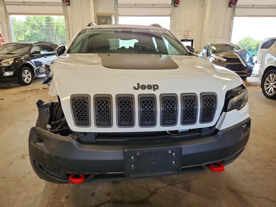 Photo 5 from auction – 2019 JEEP CHEROKEE with VIN 1C4PJMBX8KD483553