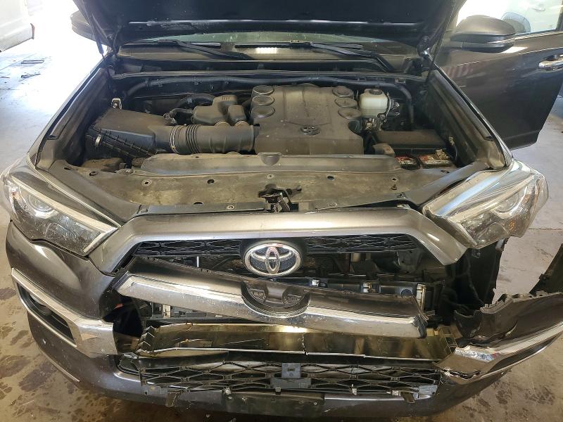 Фото 11 с аукциона – 2018 TOYOTA 4RUNNER с VIN JTEBU5JR0J5607734