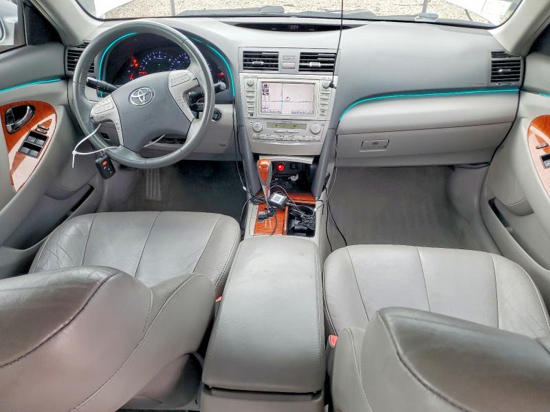 Photo 8 from auction – 2011 TOYOTA CAMRY with VIN 4T4BF3EK8BR193918