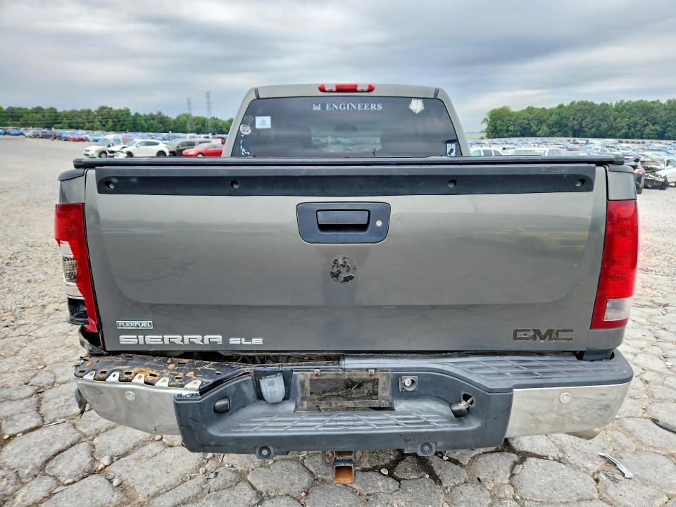 Photo 6 from auction – 2011 GMC SIERRA with VIN 3GTP2VE31BG116069