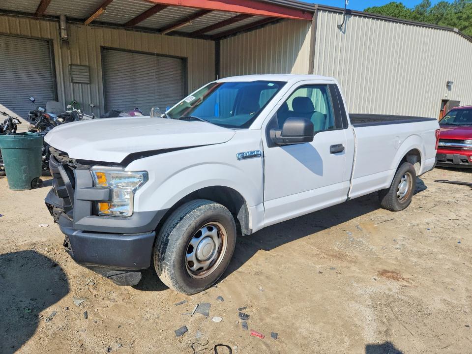 FORD F150 2016 with VIN 1FTMF1C80GKF15652 - Photo from auction
