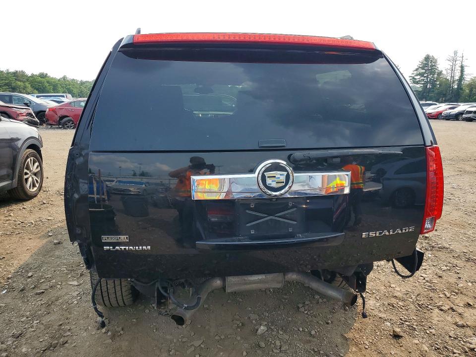Photo 6 from auction – 2012 CADILLAC ESCALADE with VIN 1GYS4KEF7CR221207