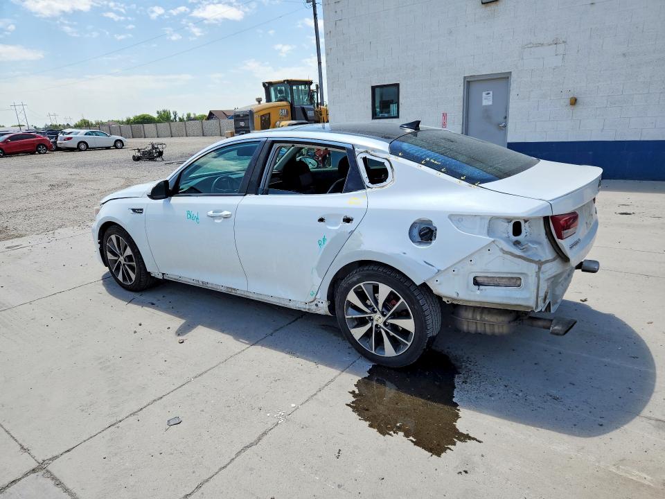 Photo 2 from auction – 2016 KIA OPTIMA with VIN 5XXGW4L20GG079602
