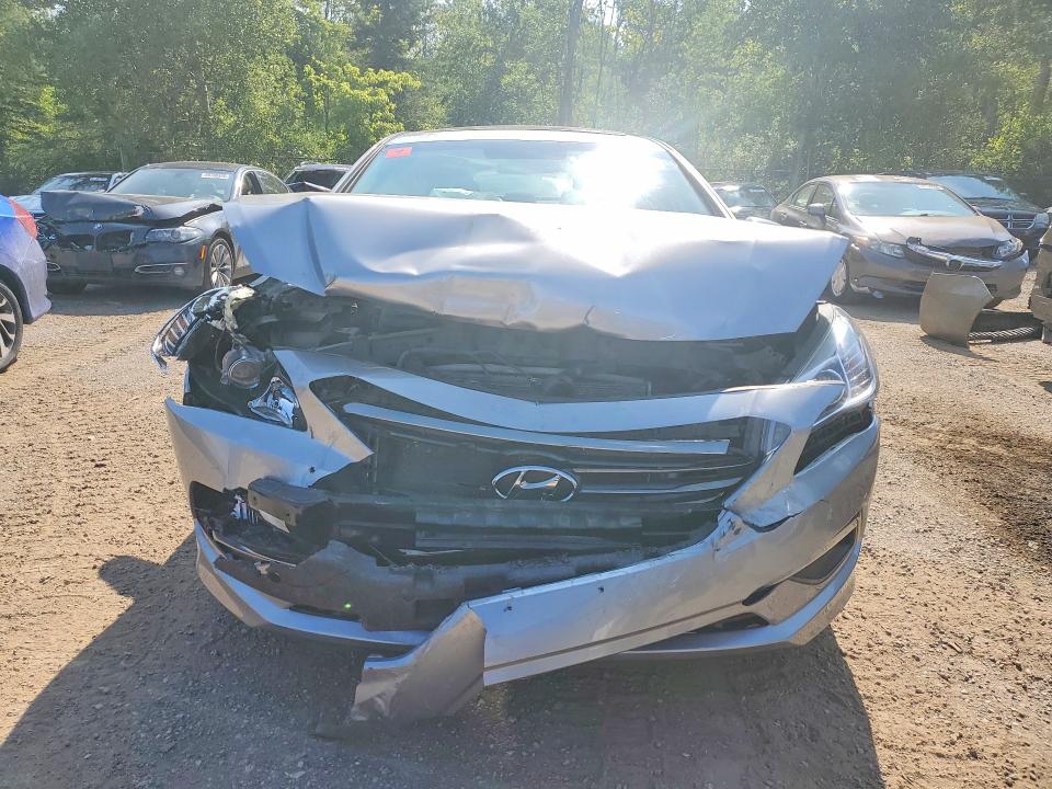 Photo 5 from auction – 2017 HYUNDAI SONATA with VIN 5NPE24AF2HH441590
