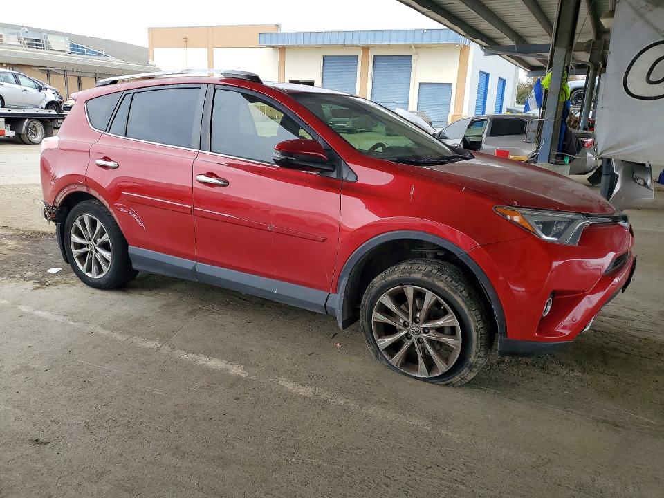 Photo 4 from auction – 2016 TOYOTA RAV4 with VIN JTMDFREV7GJ078529