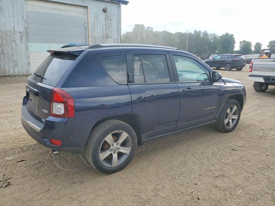 Photo 3 from auction – 2016 JEEP COMPASS with VIN 1C4NJCEA4GD720233
