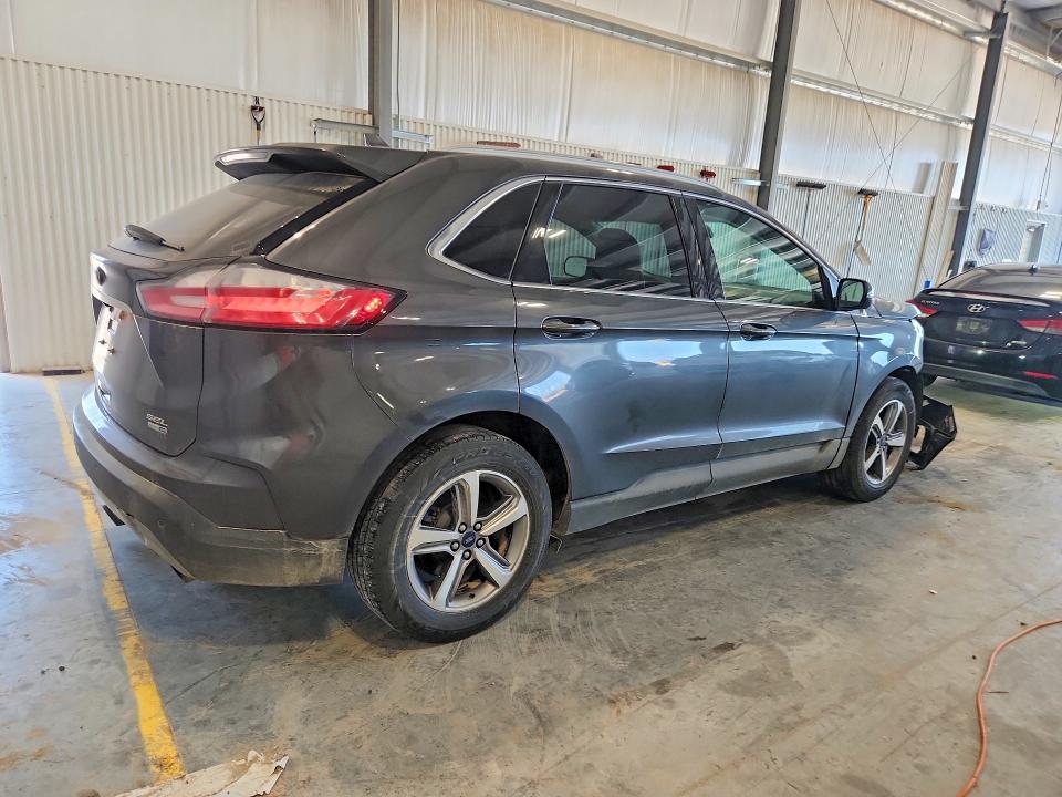 Photo 3 from auction – 2019 FORD EDGE with VIN 2FMPK4J92KBB49360