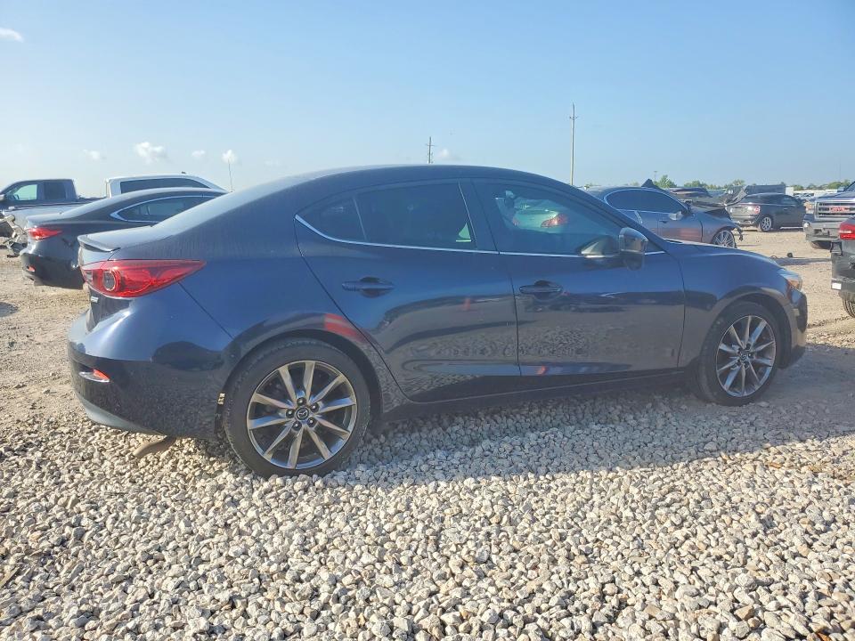Photo 3 from auction – 2018 MAZDA 3 with VIN 3MZBN1V38JM181931