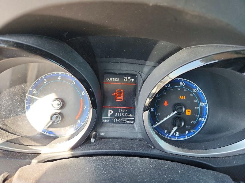 Photo 9 from auction – 2015 TOYOTA COROLLA with VIN 2T1BURHE6FC406266