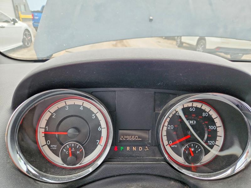 Photo 9 from auction – 2014 DODGE GRAND CARAVAN with VIN 2C4RDGCG3ER452079