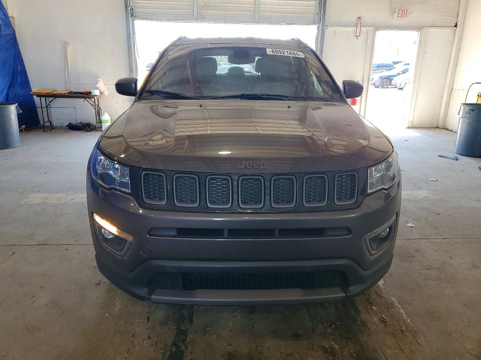 Photo 5 from auction – 2021 JEEP COMPASS with VIN 3C4NJDEB5MT591813