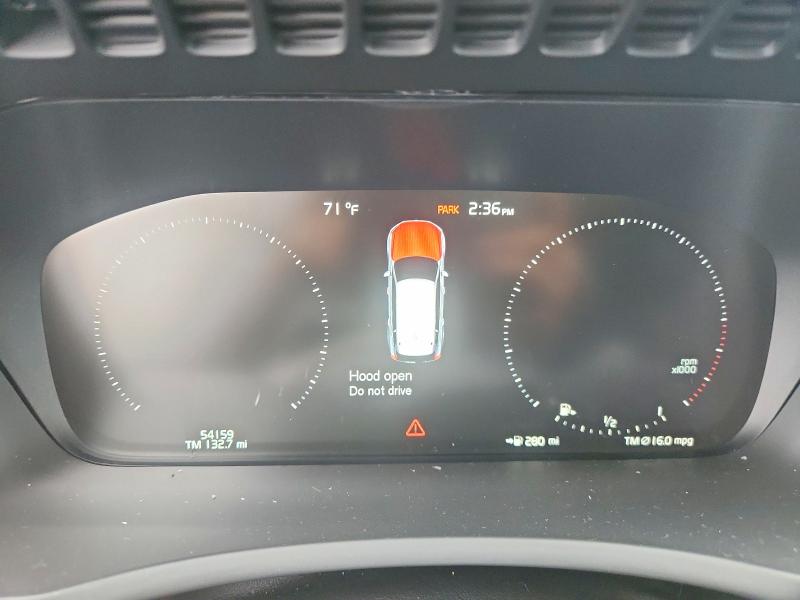 Photo 9 from auction – 2022 VOLVO XC90 with VIN YV4A221K5N1792736