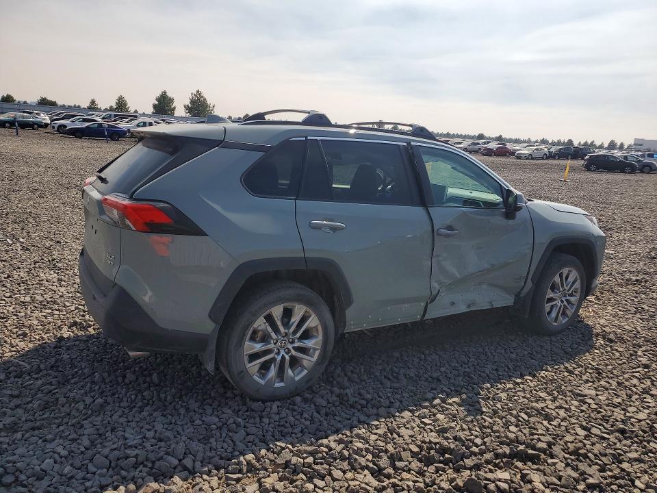 Photo 3 from auction – 2023 TOYOTA RAV4 with VIN 2T3A1RFV6PW405293