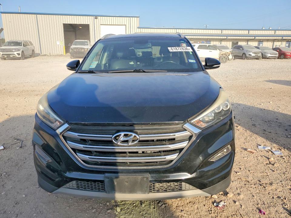 Photo 5 from auction – 2018 HYUNDAI TUCSON with VIN KM8J33A22JU789934