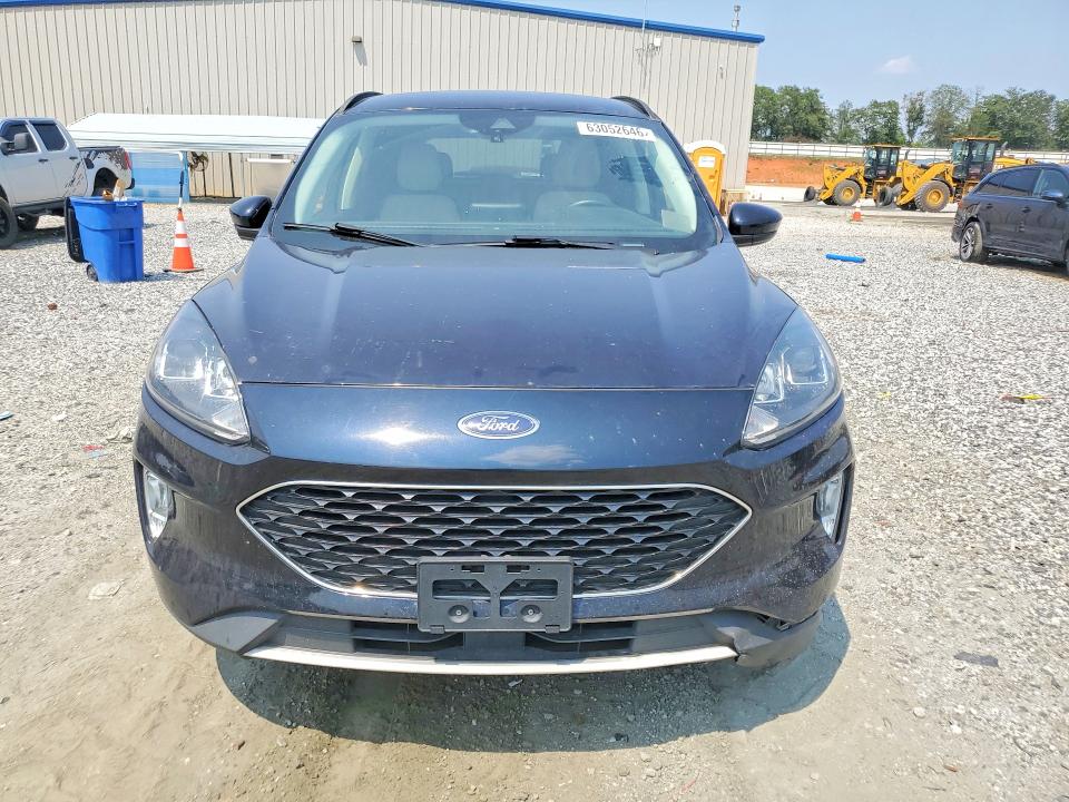 Photo 5 from auction – 2021 FORD ESCAPE with VIN 1FMCU0H68MUA63402