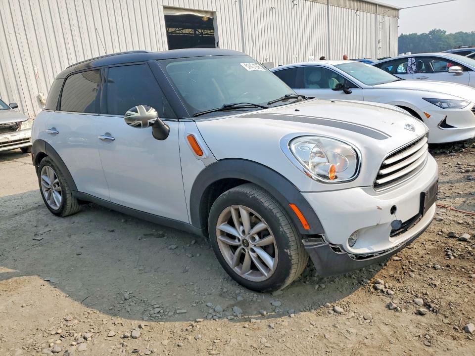 Photo 4 from auction – 2011 MINI COOPER with VIN WMWZB3C56BWM29294