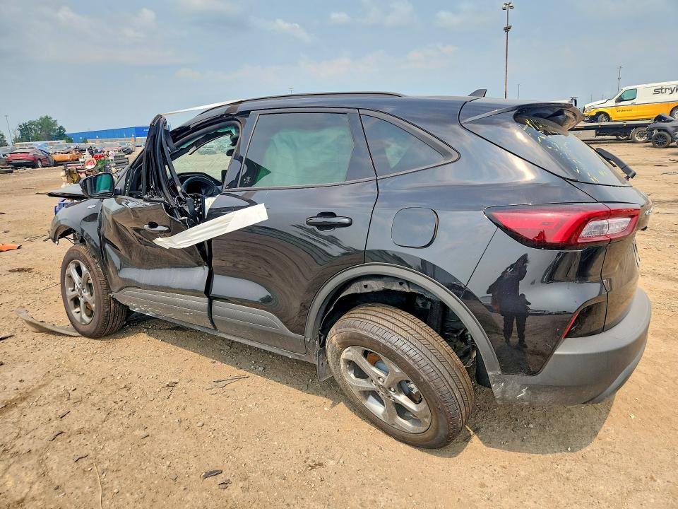 Photo 2 from auction – 2026 FORD ESCAPE with VIN 1FMCU9MN8TUA24390