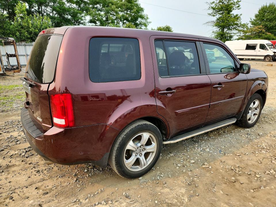 Photo 3 from auction – 2013 HONDA PILOT with VIN 5FNYF4H50DB081484