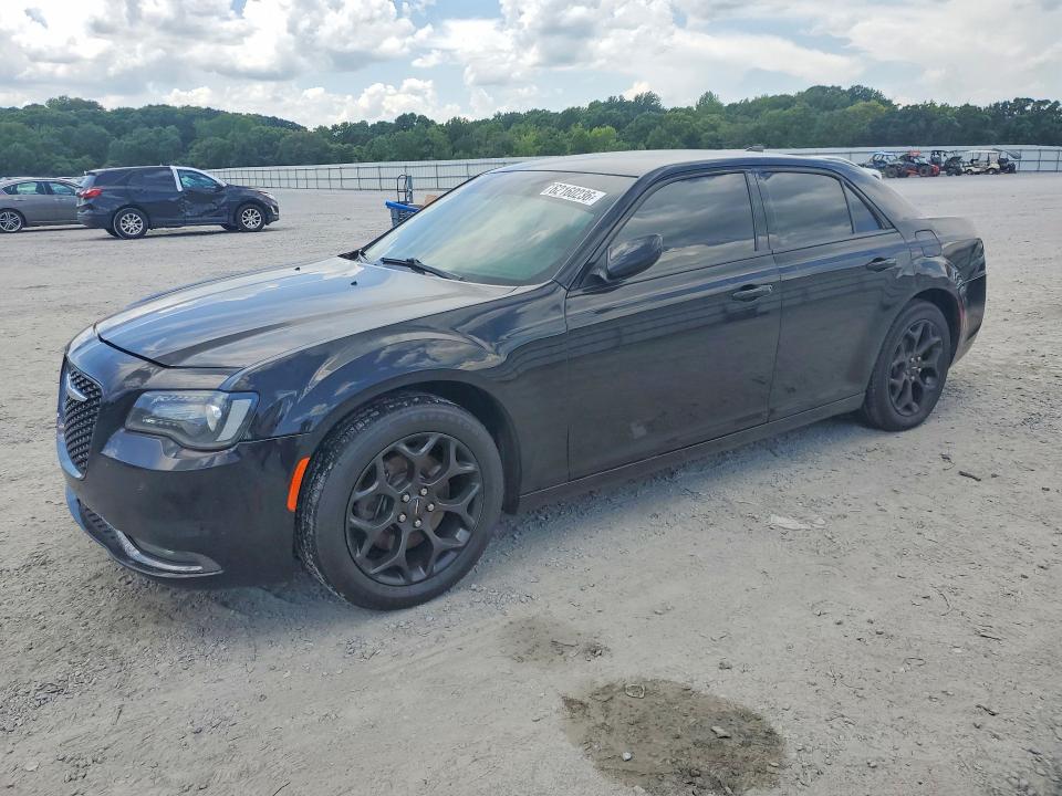 2019 CHRYSLER 300 - Търг №62160236