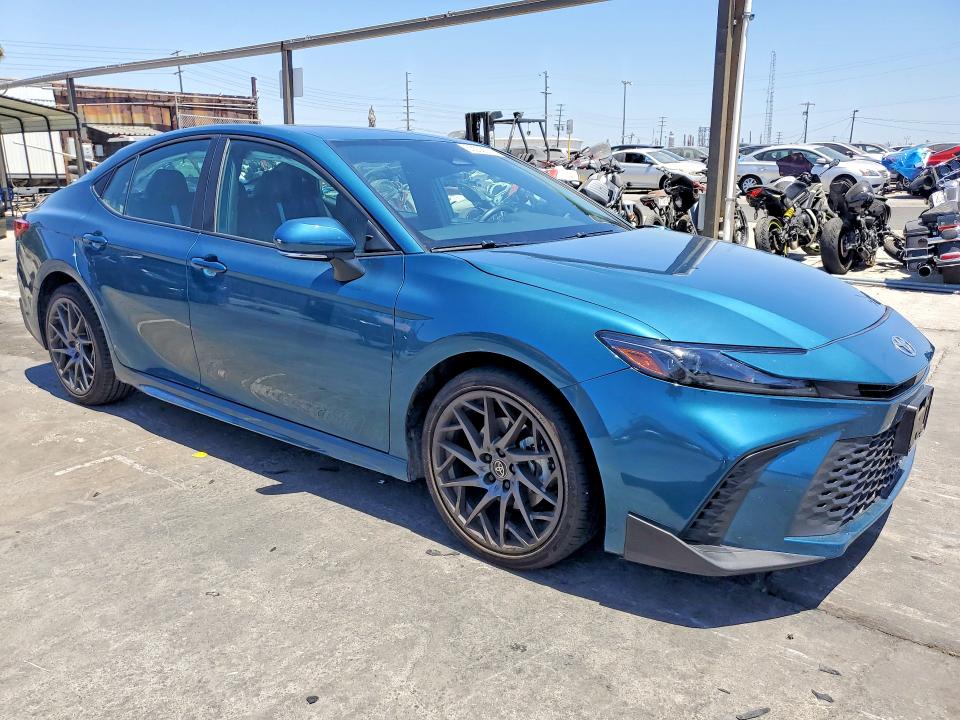 Photo 4 from auction – 2025 TOYOTA CAMRY with VIN 4T1DBADK4SU023401
