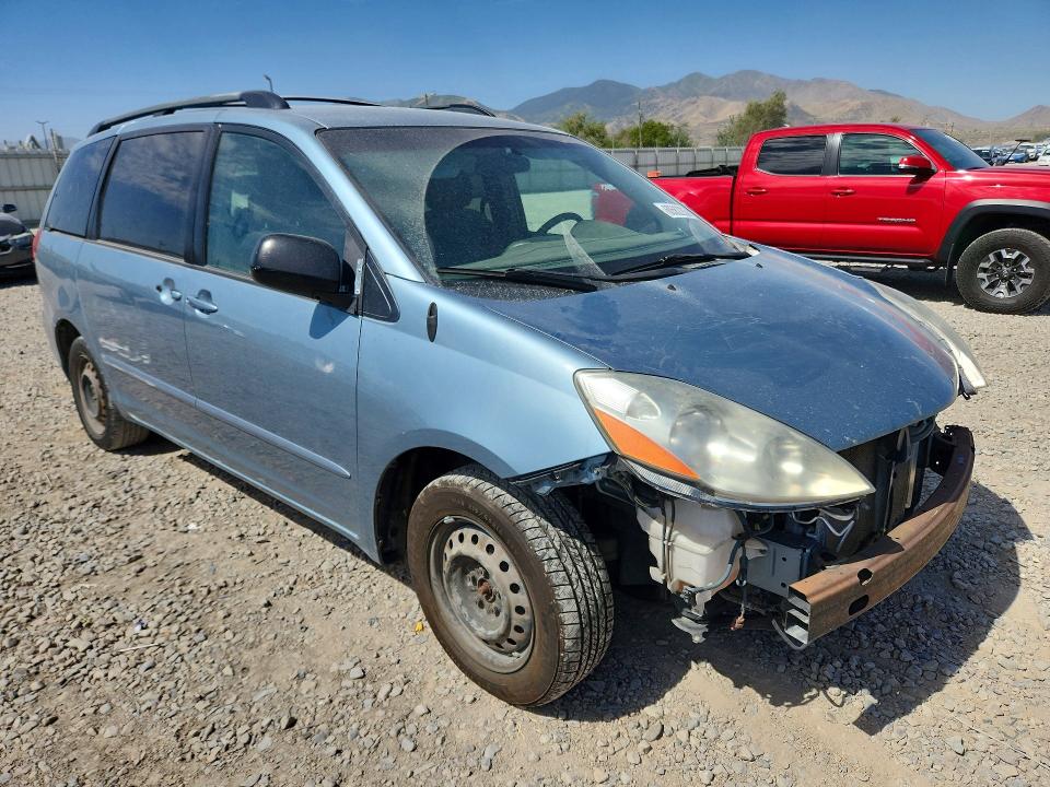 Photo 4 from auction – 2007 TOYOTA SIENNA with VIN 5TDZK23C67S015466