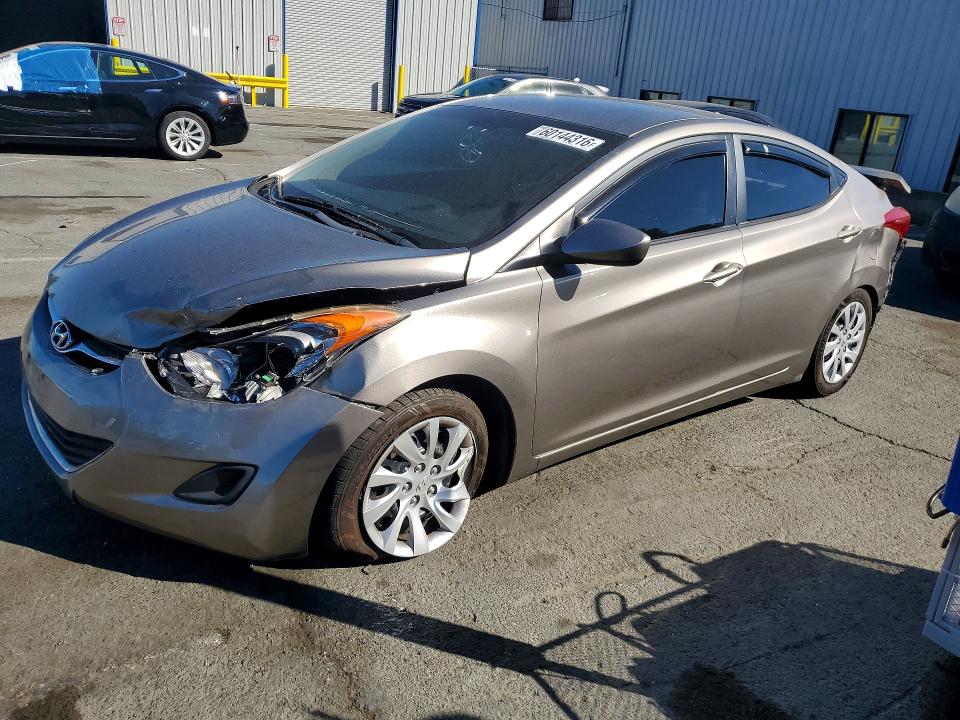 HYUNDAI ELANTRA 2013 with VIN 5NPDH4AE2DH224665 - Photo from auction