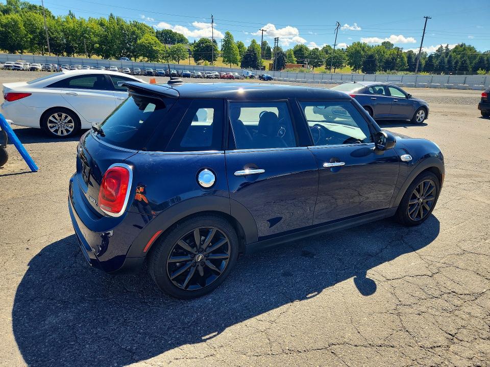 Photo 3 from auction – 2015 MINI COOPER with VIN WMWXU3C55F2B57127