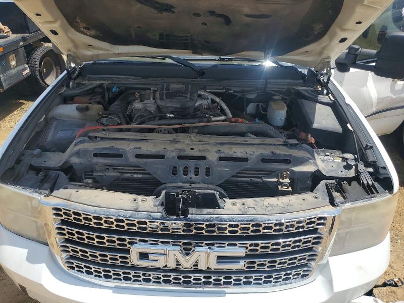 Photo 11 from auction – 2011 GMC SIERRA with VIN 1GT426C82BF181246