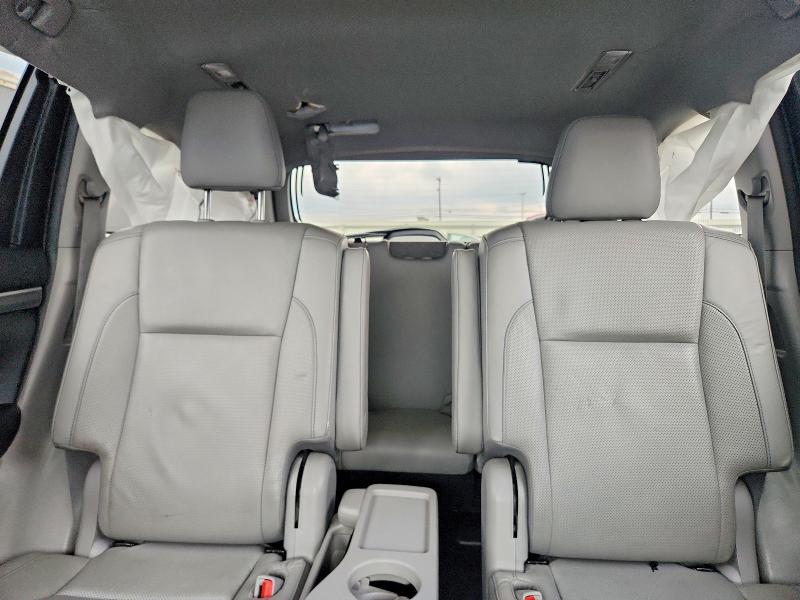 Photo 10 from auction – 2019 TOYOTA HIGHLANDER with VIN 5TDDZRFH1KS920258