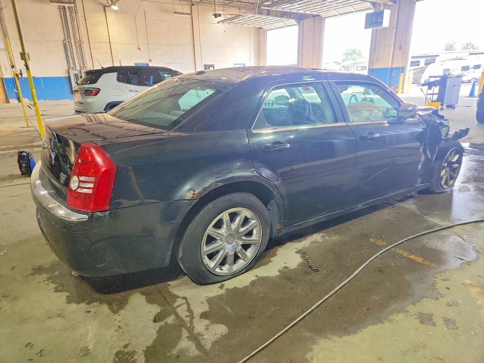Photo 3 from auction – 2009 CHRYSLER 300C with VIN 2C3LA63T89H564754